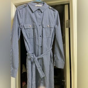 Shirt-dress for woman.